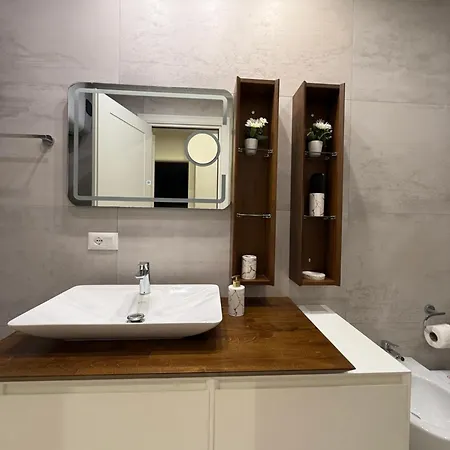 Loui Vollga Appartement Durrës