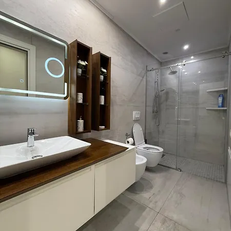 Loui Vollga Appartement Durrës