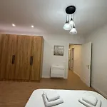 Loui Vollga Apartment *