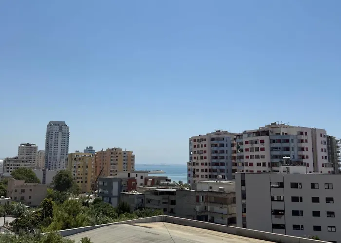 Loui Vollga アパート