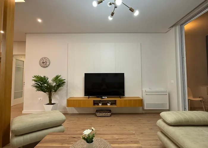 Loui Vollga * Durres